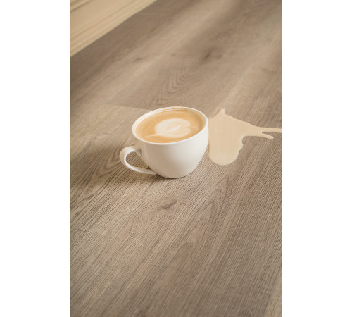 SPC Respect 0,5/43 (1220 х 184 х 5 мм) с подложкой 4210 Дуб Светлый (2,2448 кв м)