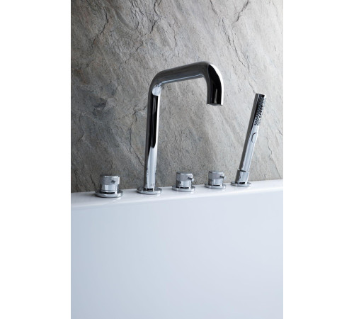 Смеситель на борт ванны Allen Brau Priority 5.31007-00 (с внутренней частью) хром